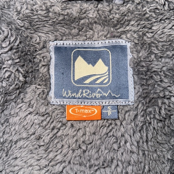 Very Thick Patterned Sweater (Hoodie) - Picture 5 of 6